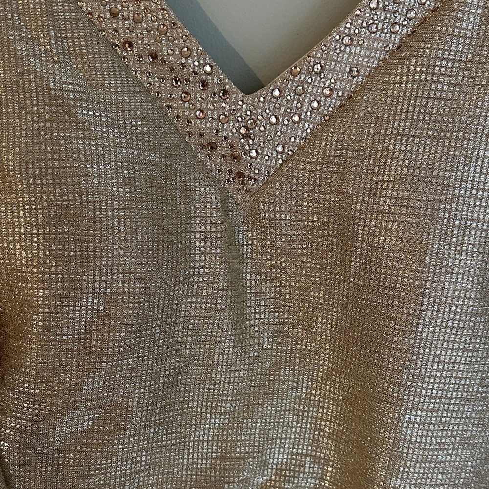 Elegant Gold Women's Dress - European imported - Picture 2 of 7